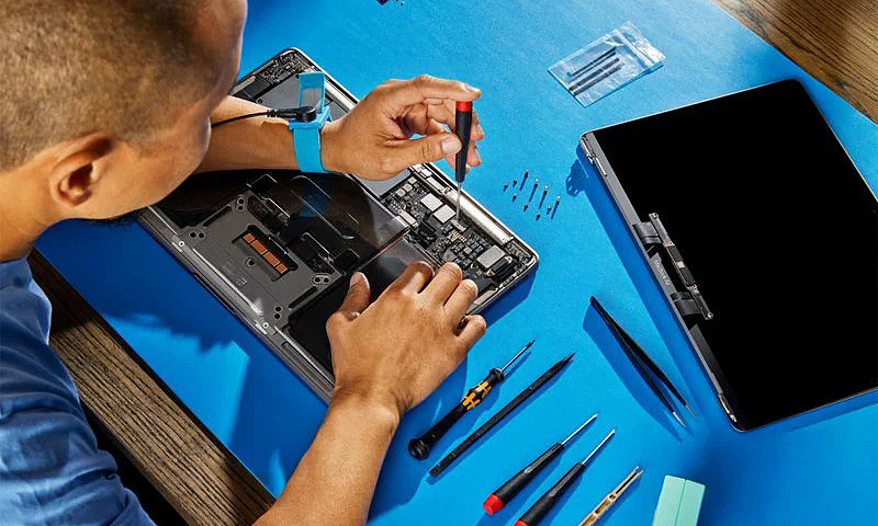 Repairing a MacBook or iPhone yourself is difficult.