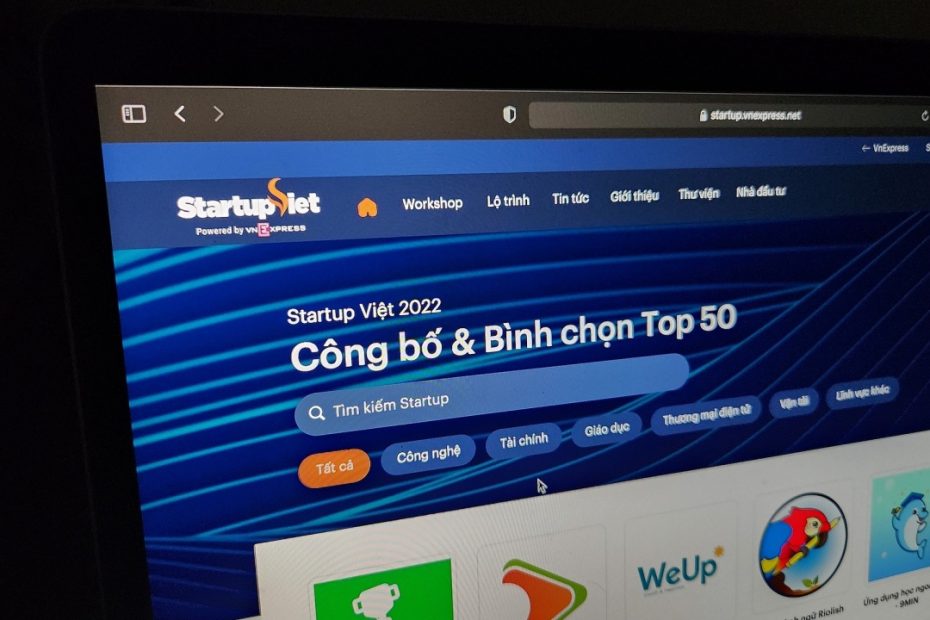 There is still one week left to vote for Vietnam's 50 best startups in 2022