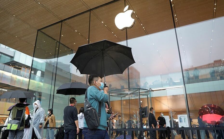 Why Apple can't leave China
